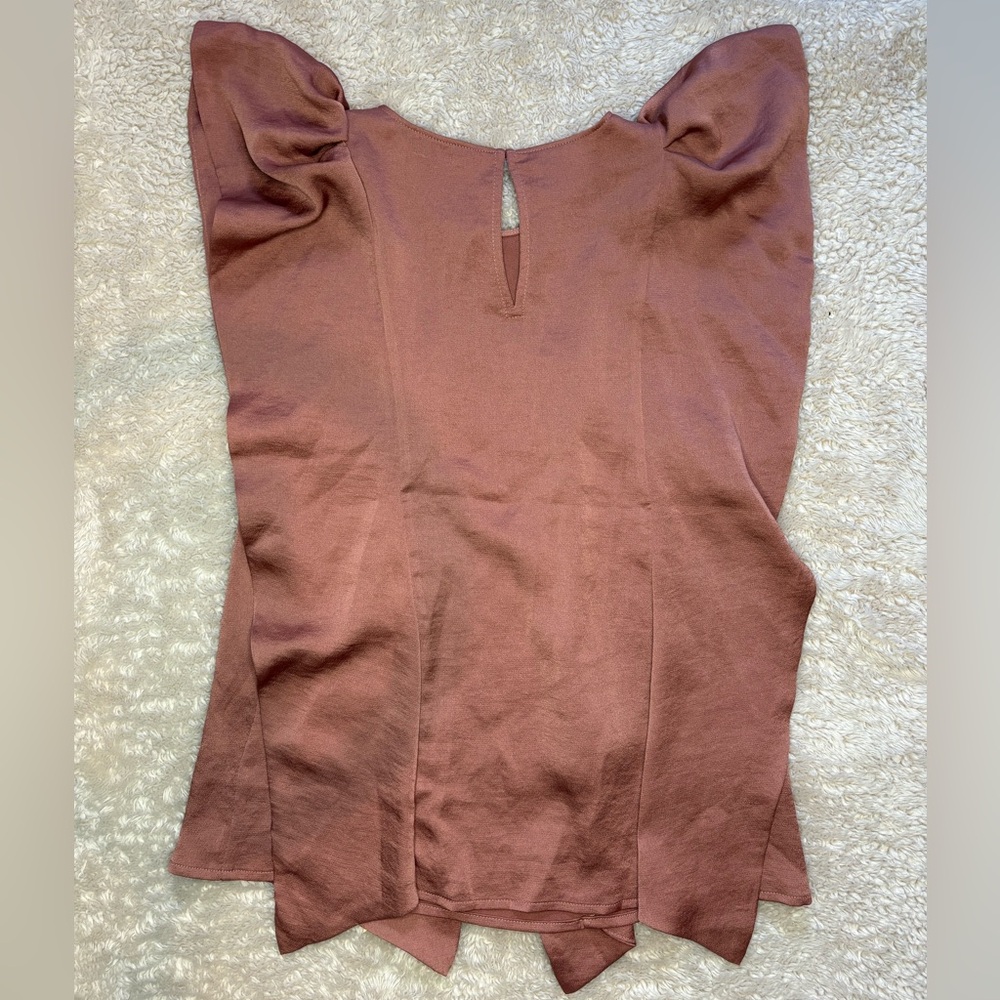 Express Women's Rust Ruffle Top - Picture 2 of 3